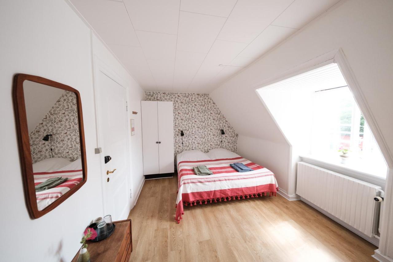 Langebjerg Pension & Spisested Allinge-Sandvig Exterior photo